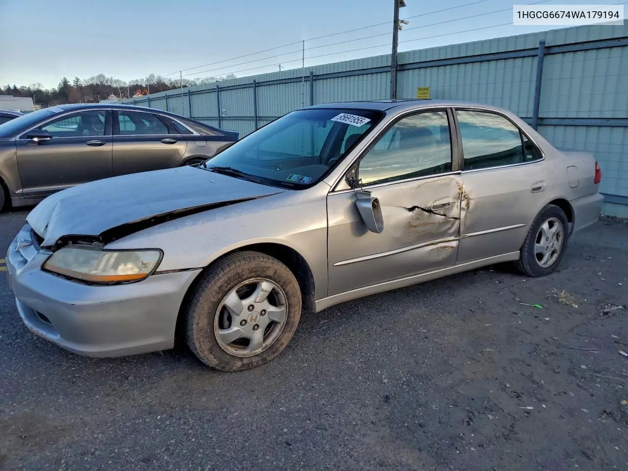 1HGCG6674WA179194 1998 Honda Accord Ex