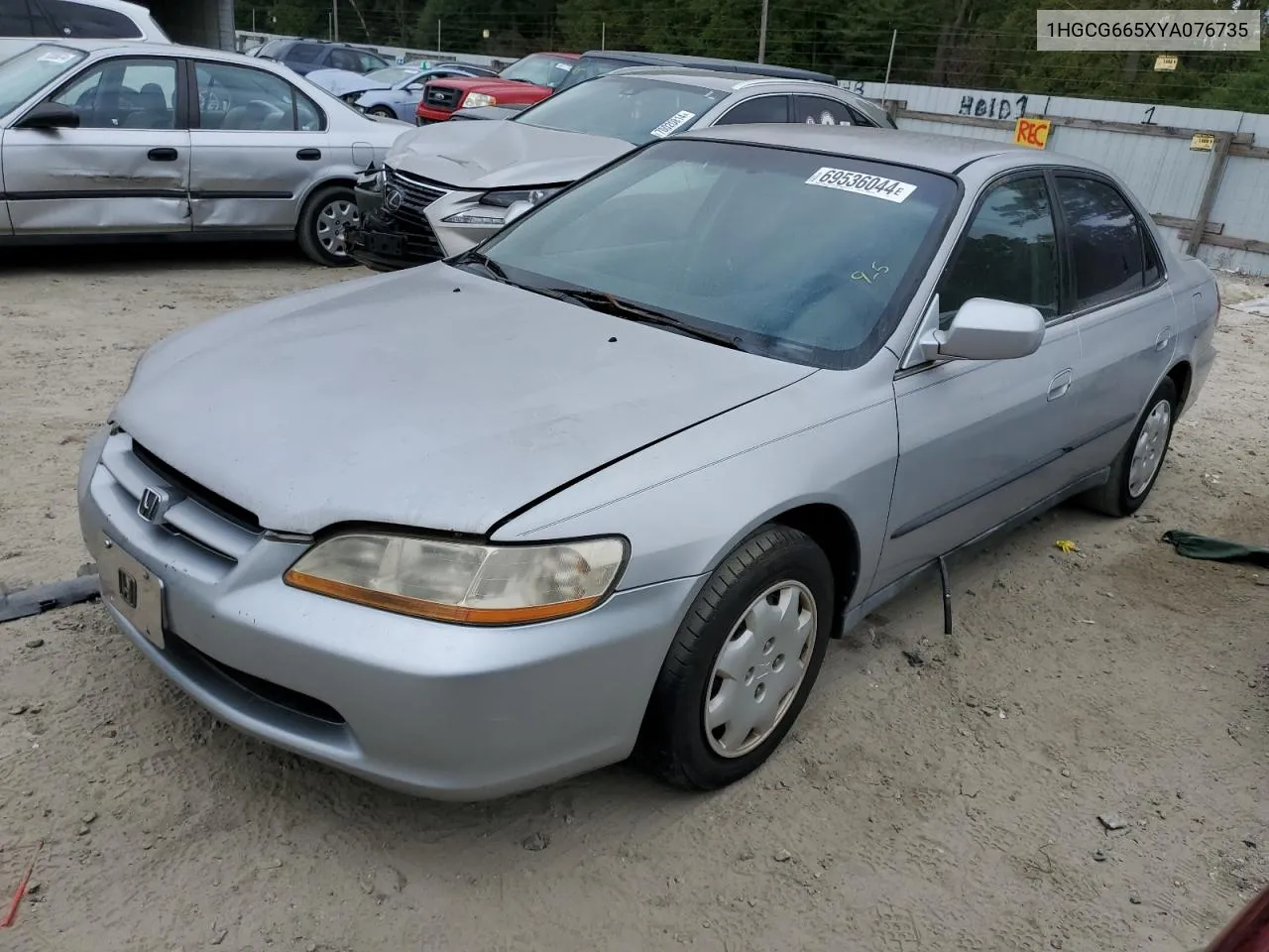 1HGCG665XYA076735 2000 Honda Accord Lx