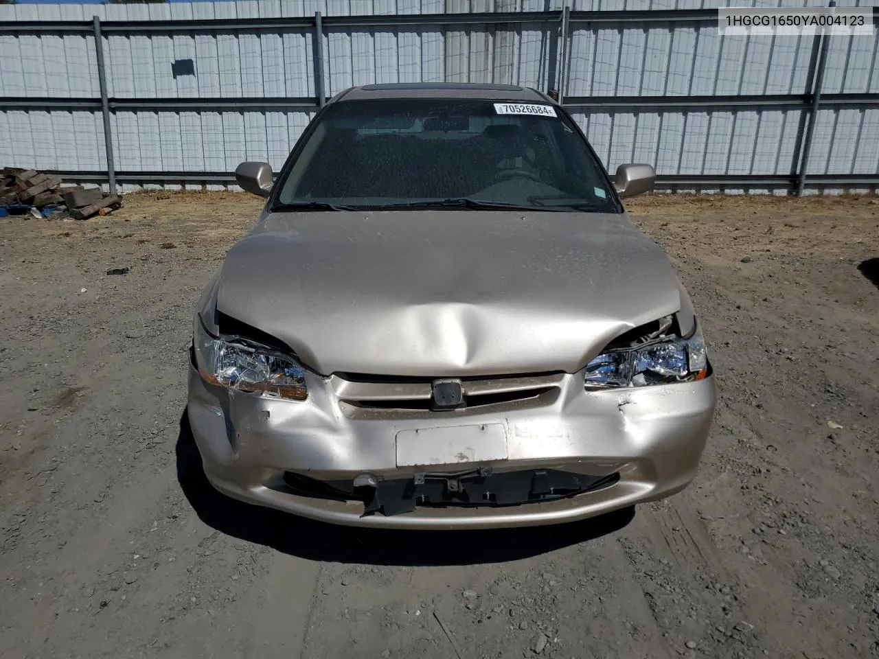 1HGCG1650YA004123 2000 Honda Accord Ex