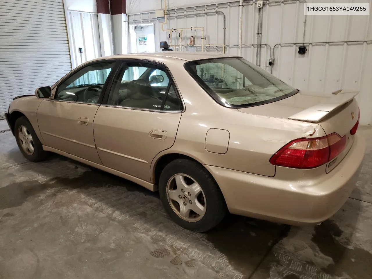 1HGCG1653YA049265 2000 Honda Accord Ex