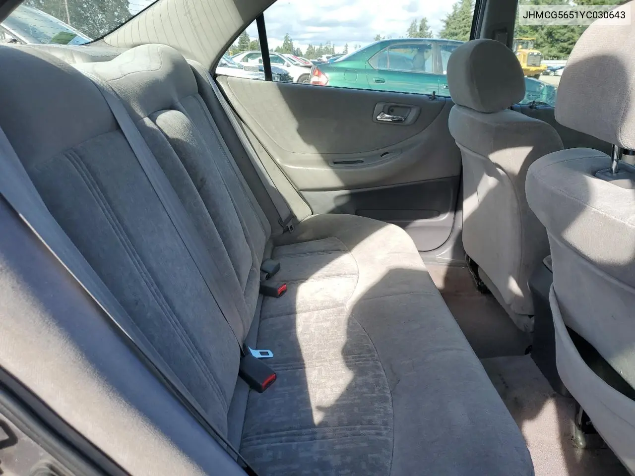 JHMCG5651YC030643 2000 Honda Accord Ex