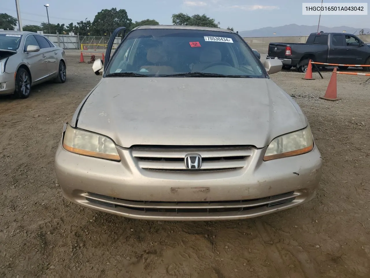 2001 Honda Accord Ex VIN: 1HGCG16501A043042 Lot: 70530434