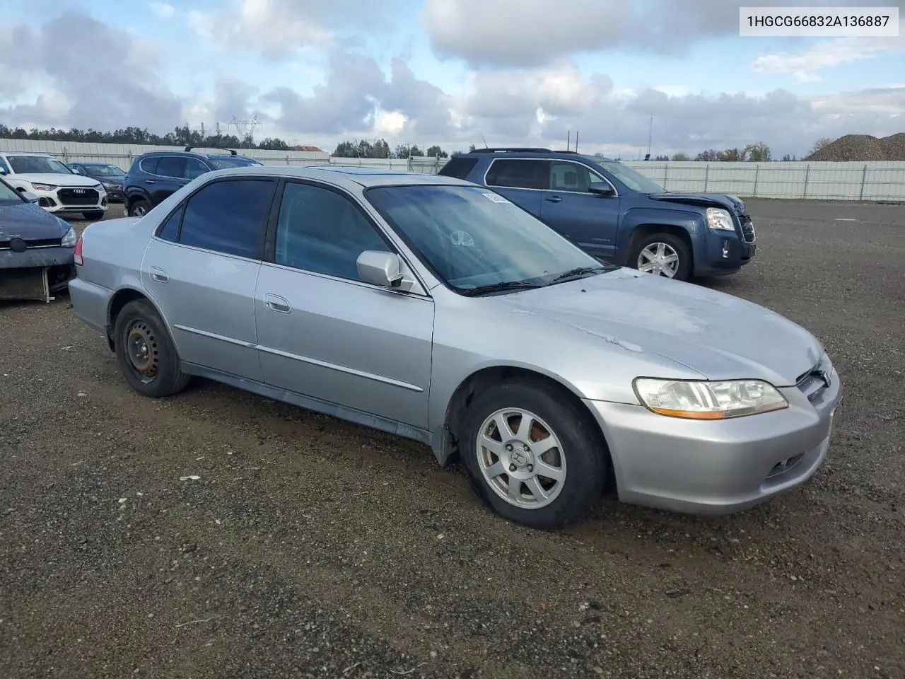 1HGCG66832A136887 2002 Honda Accord Ex