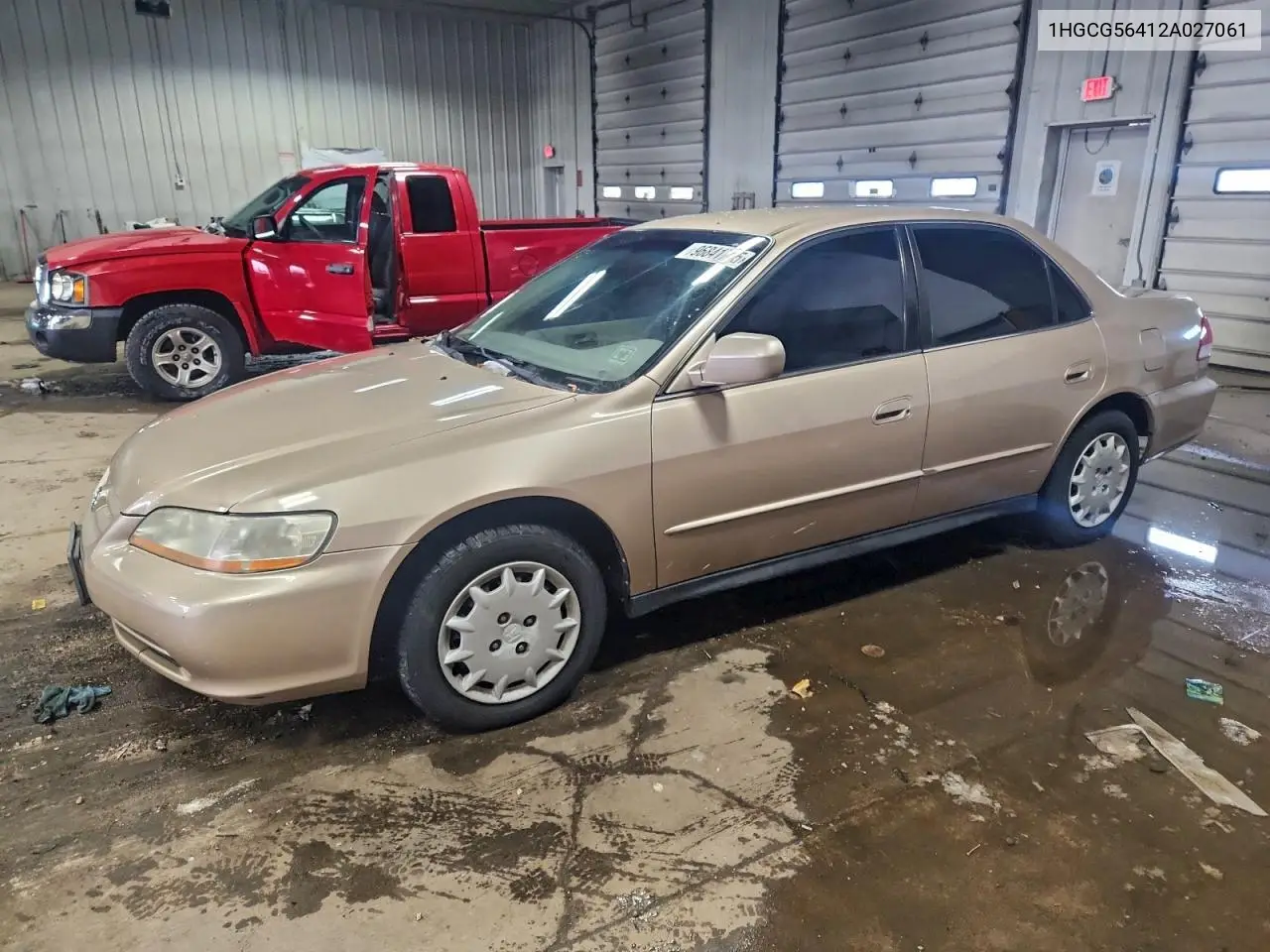 1HGCG56412A027061 2002 Honda Accord Lx