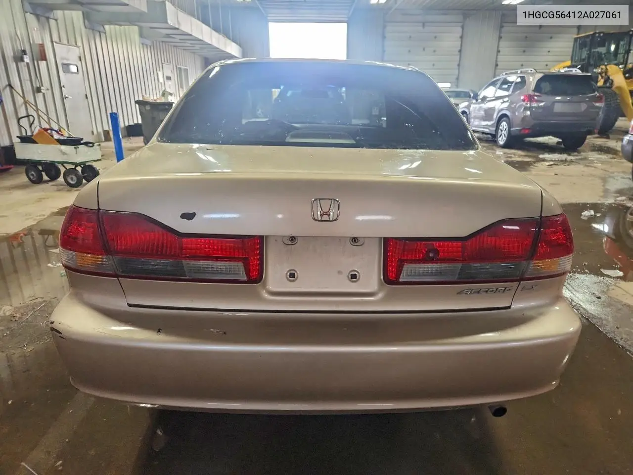 1HGCG56412A027061 2002 Honda Accord Lx