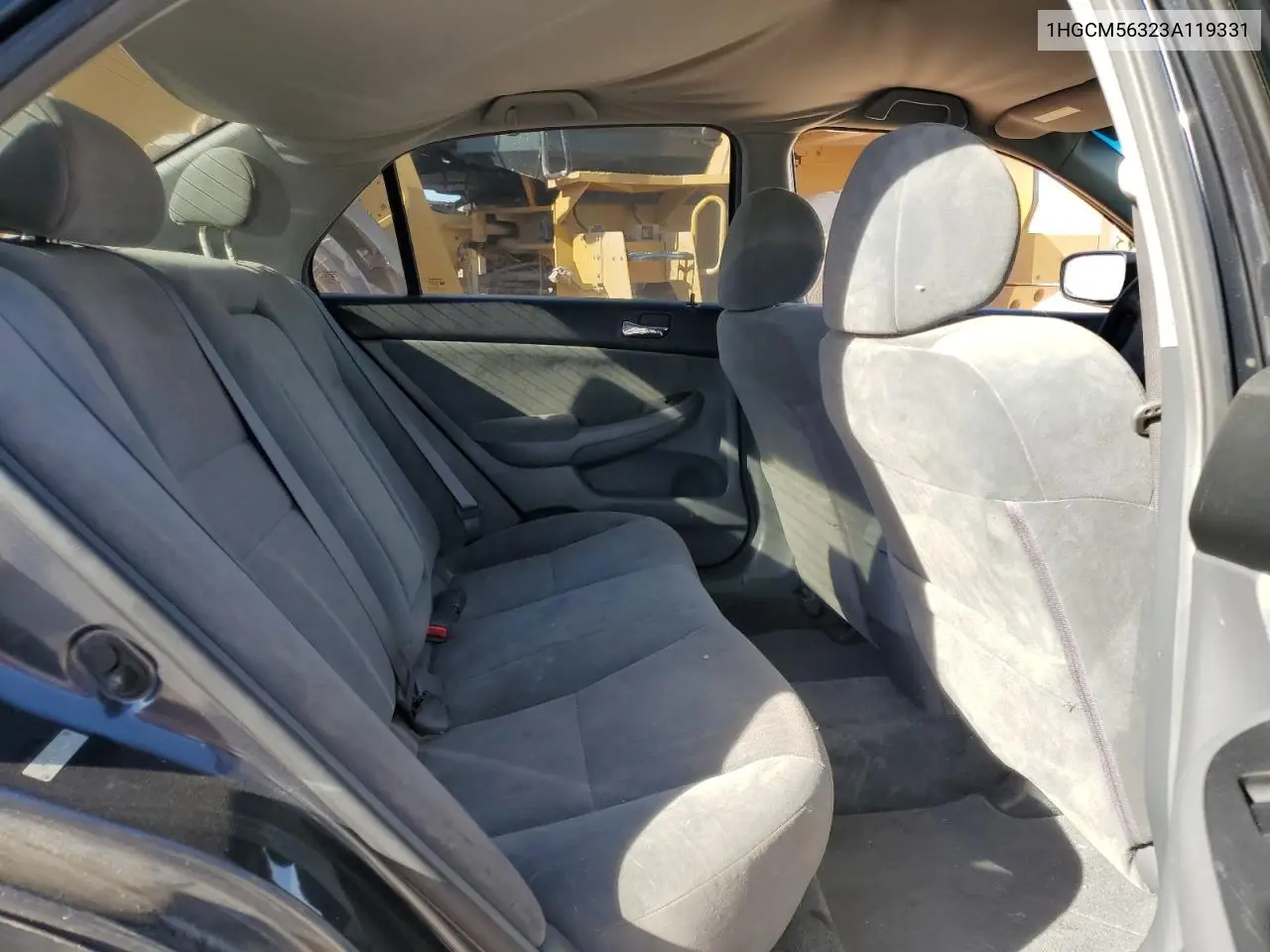 1HGCM56323A119331 2003 Honda Accord Lx