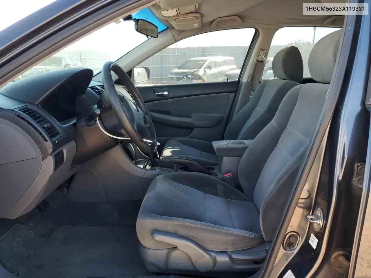 1HGCM56323A119331 2003 Honda Accord Lx