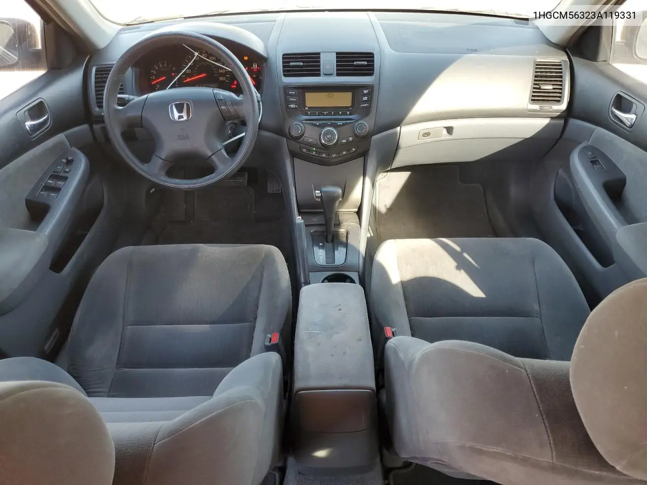 1HGCM56323A119331 2003 Honda Accord Lx