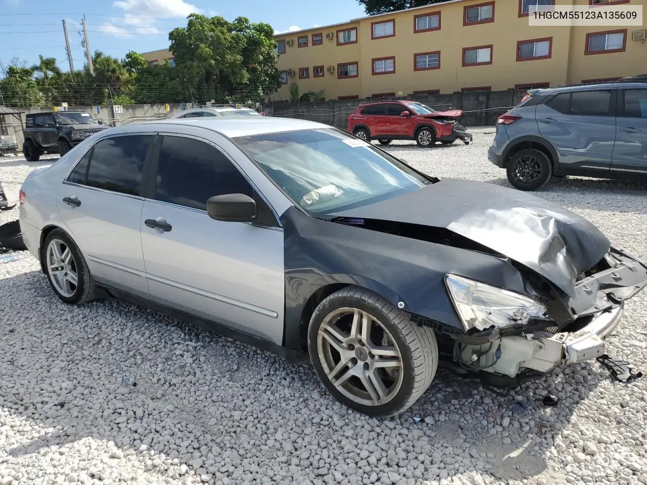 1HGCM55123A135609 2003 Honda Accord Dx