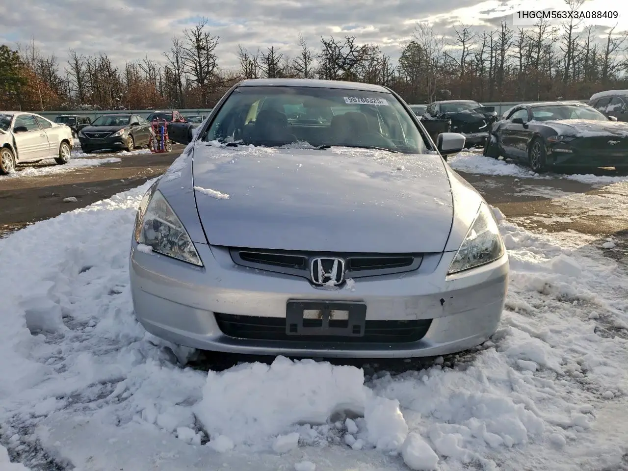 1HGCM563X3A088409 2003 Honda Accord Lx