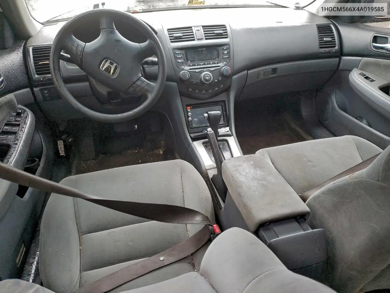 1HGCM566X4A019585 2004 Honda Accord Ex