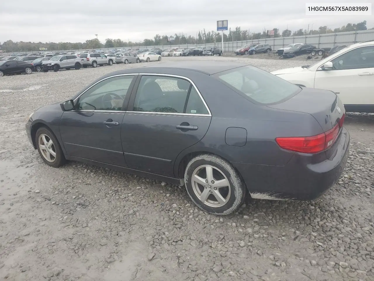 1HGCM567X5A083989 2005 Honda Accord Ex