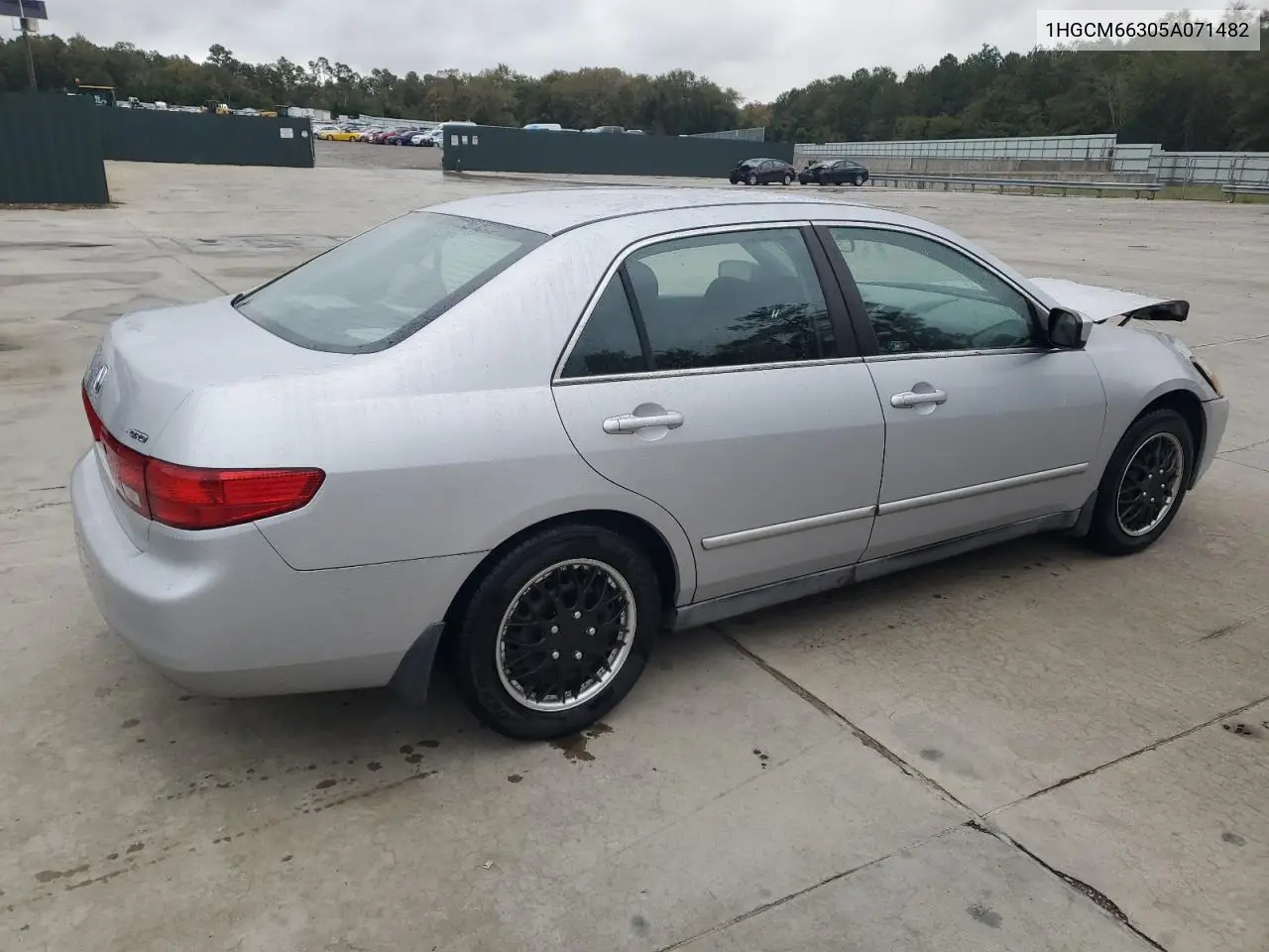 1HGCM66305A071482 2005 Honda Accord Lx