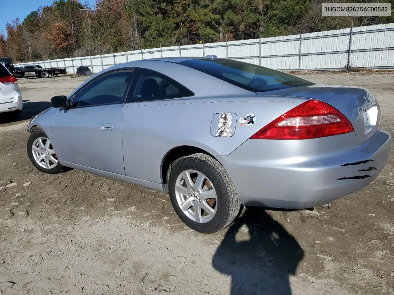 1HGCM82675A000582 2005 Honda Accord Ex