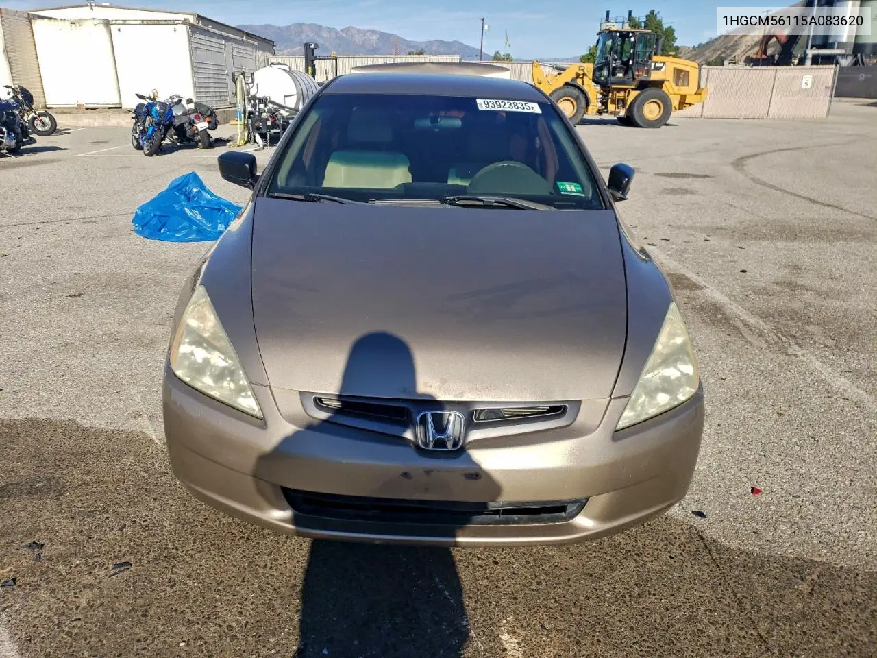 1HGCM56115A083620 2005 Honda Accord Dx