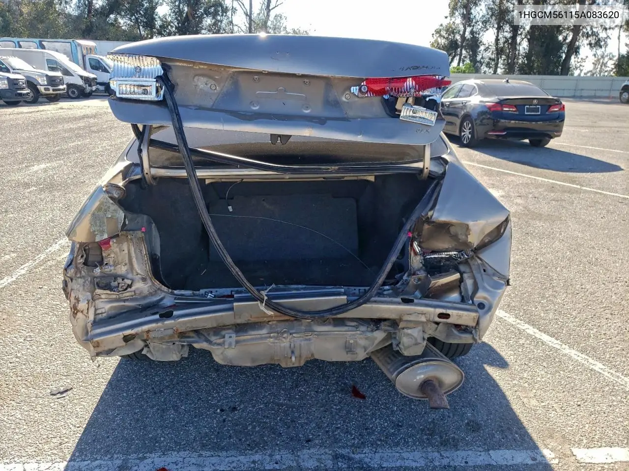 1HGCM56115A083620 2005 Honda Accord Dx
