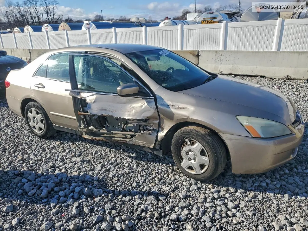 1HGCM56405A013455 2005 Honda Accord Lx