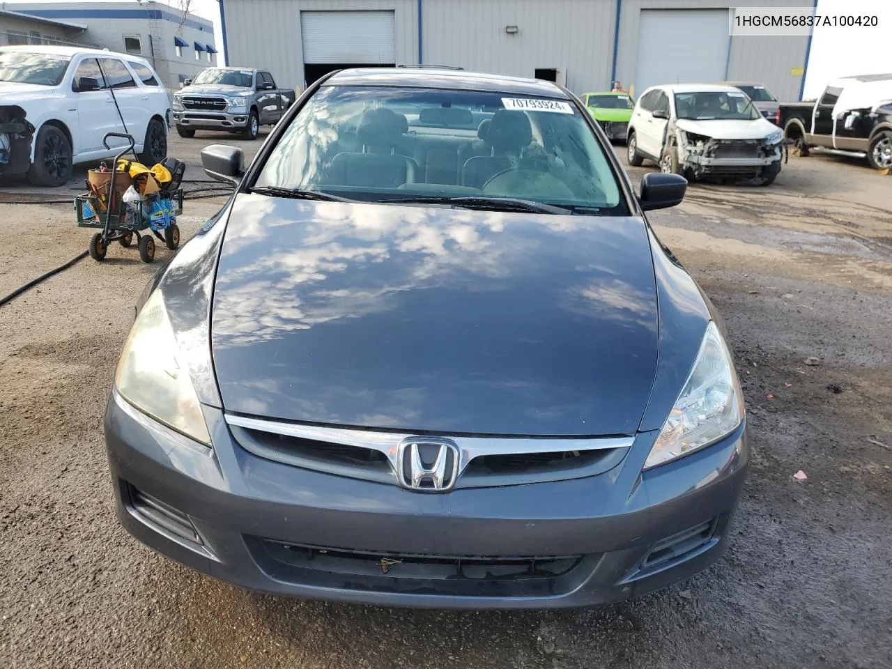 2007 Honda Accord Ex VIN: 1HGCM56837A100420 Lot: 70793924