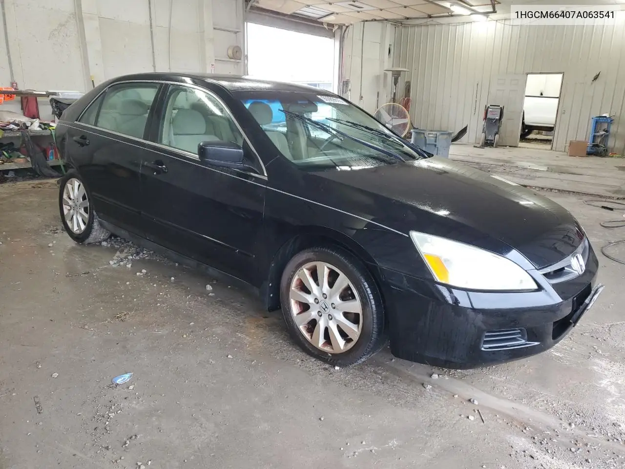 1HGCM66407A063541 2007 Honda Accord Se