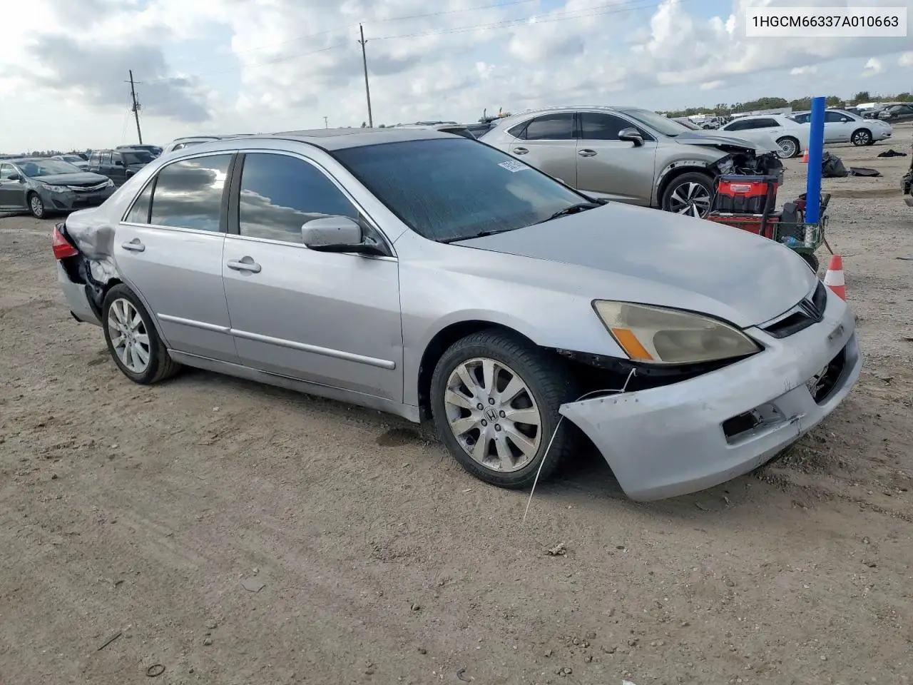 1HGCM66337A010663 2007 Honda Accord Lx