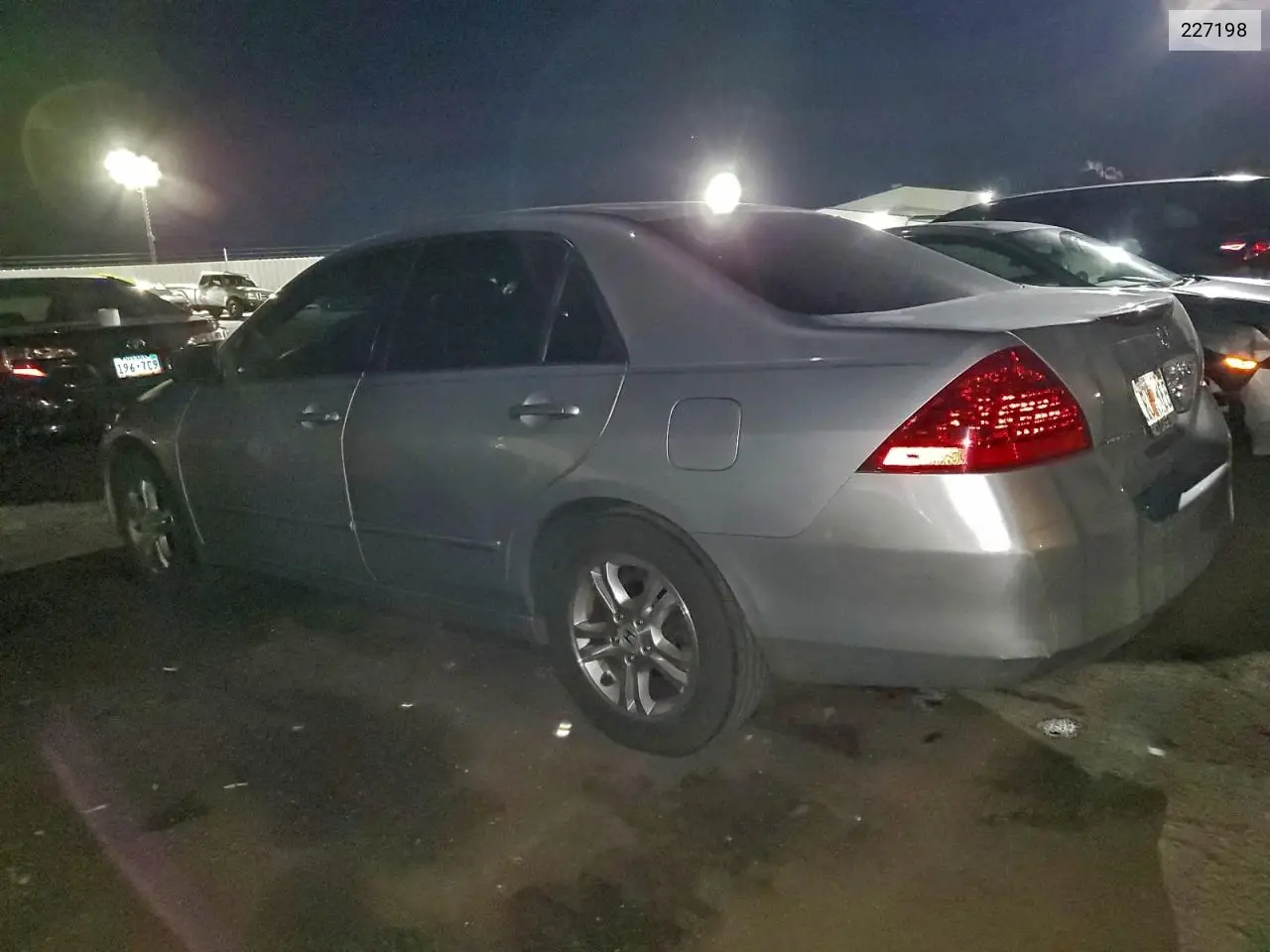 227198 2007 Honda Accord Se