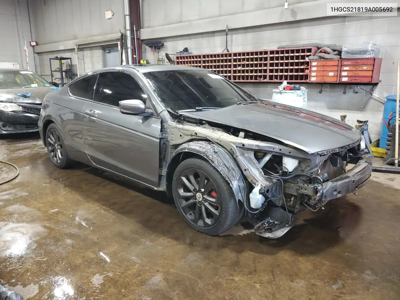 1HGCS21819A005692 2009 Honda Accord Exl