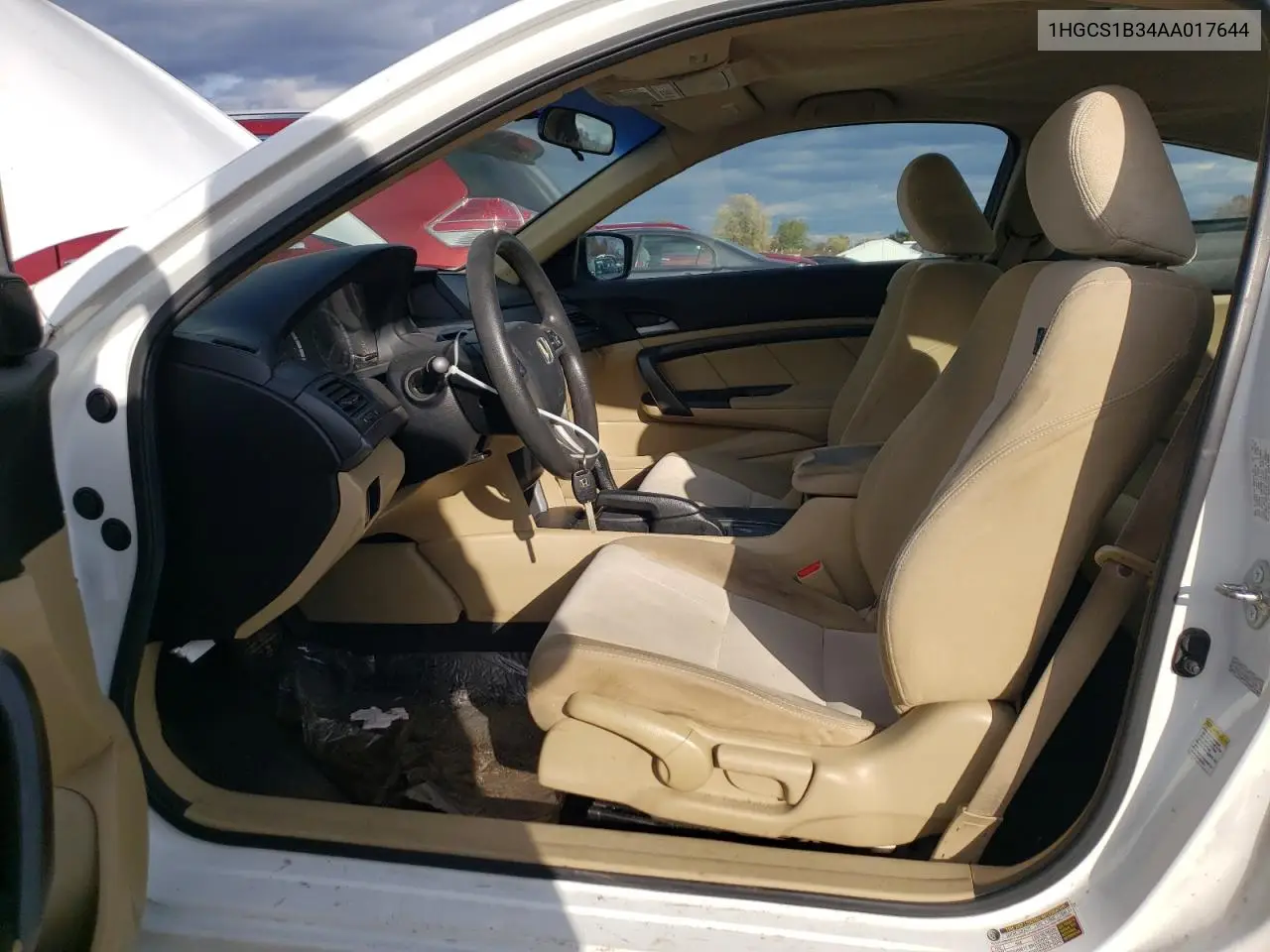 1HGCS1B34AA017644 2010 Honda Accord