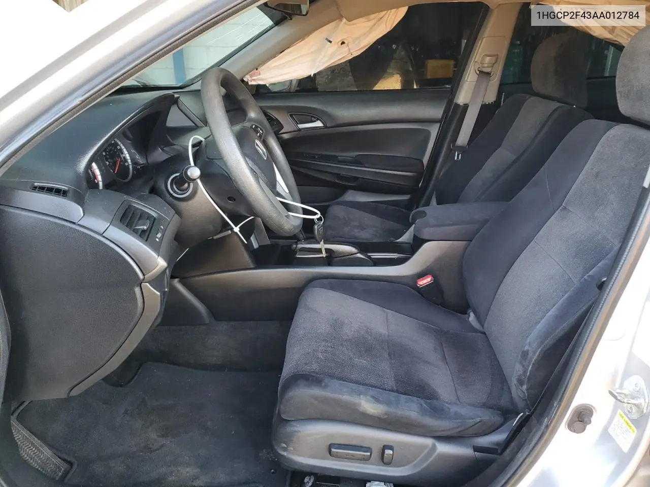 1HGCP2F43AA012784 2010 Honda Accord Lxp
