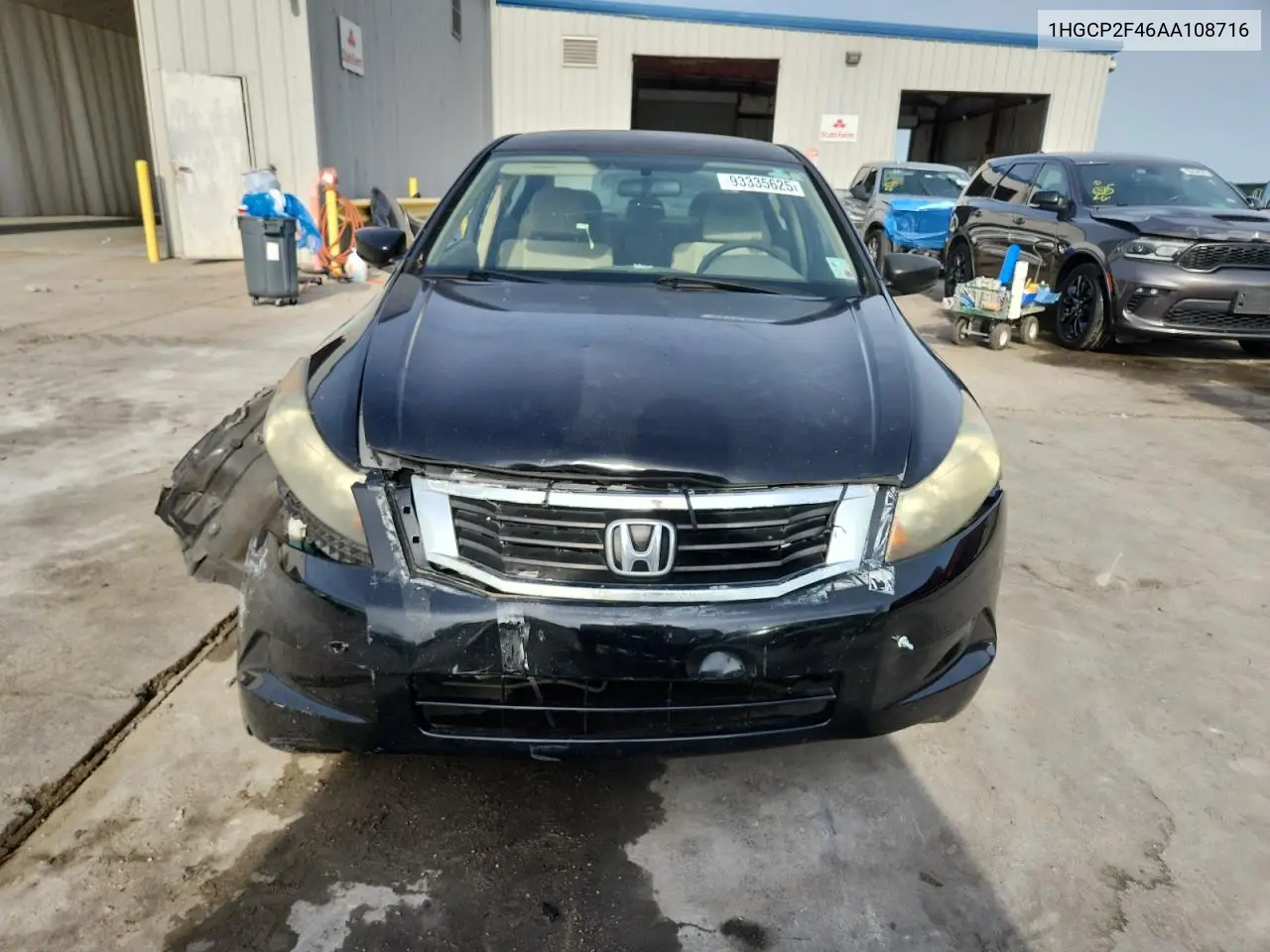 1HGCP2F46AA108716 2010 Honda Accord Lxp
