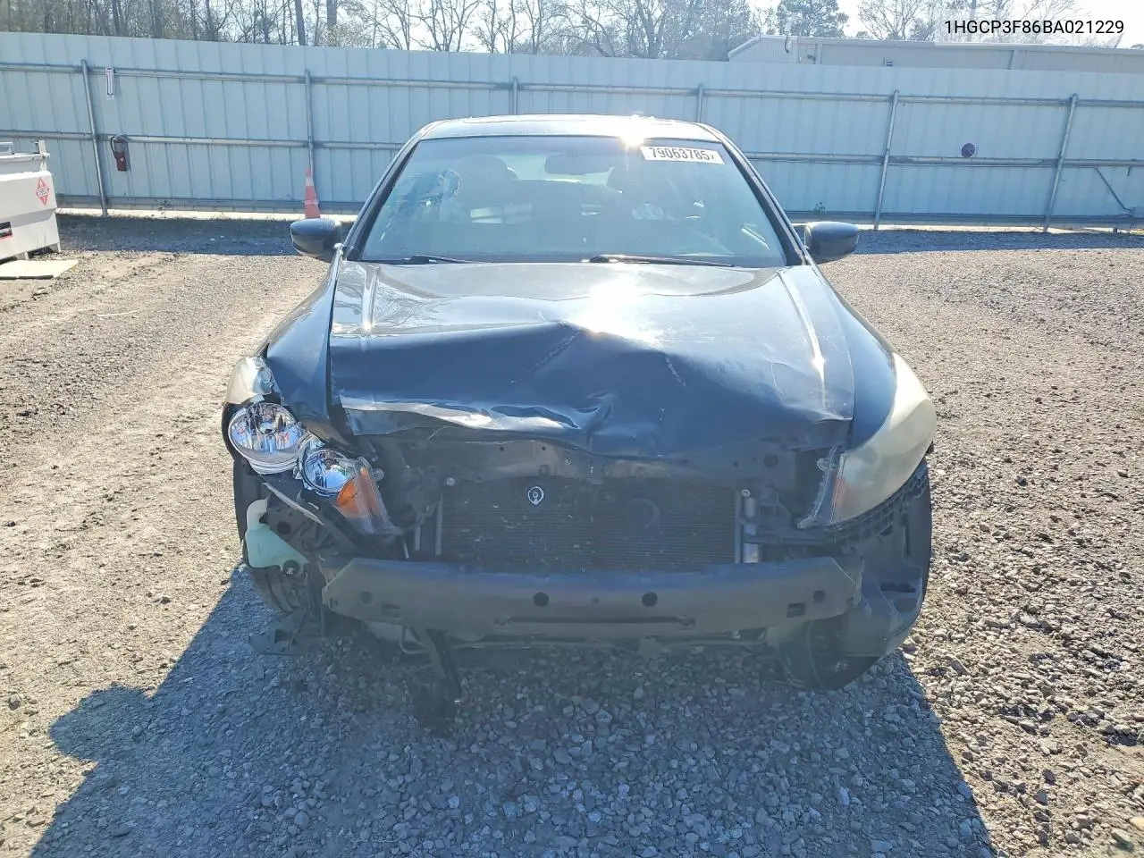 1HGCP3F86BA021229 2011 Honda Accord