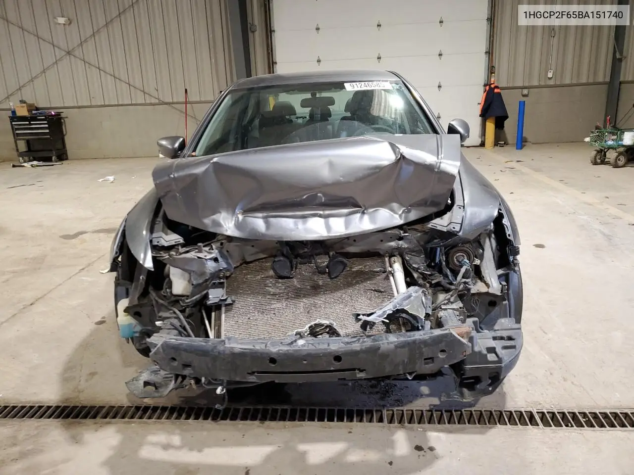 1HGCP2F65BA151740 2011 Honda Accord Se