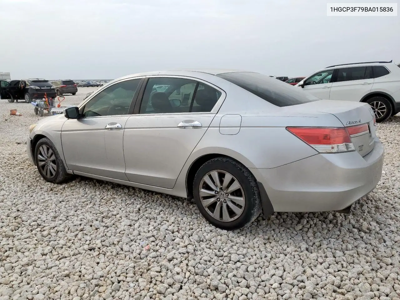 1HGCP3F79BA015836 2011 Honda Accord Ex