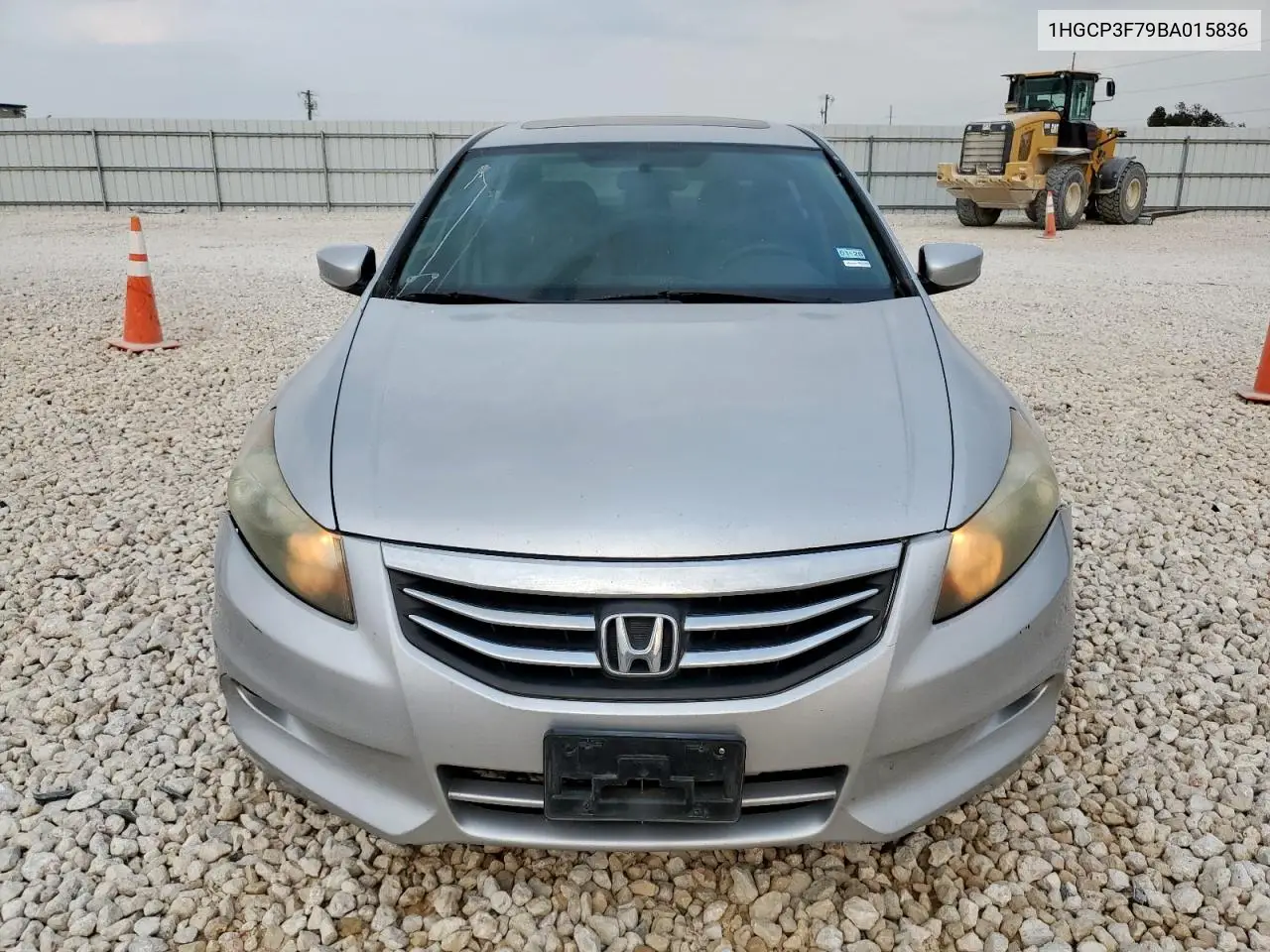 1HGCP3F79BA015836 2011 Honda Accord Ex
