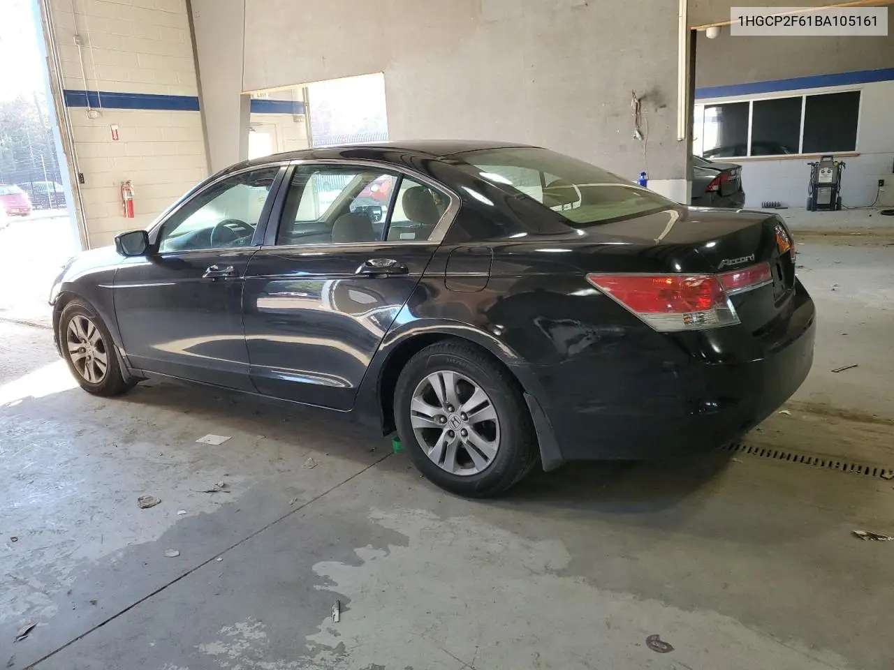 1HGCP2F61BA105161 2011 Honda Accord Se