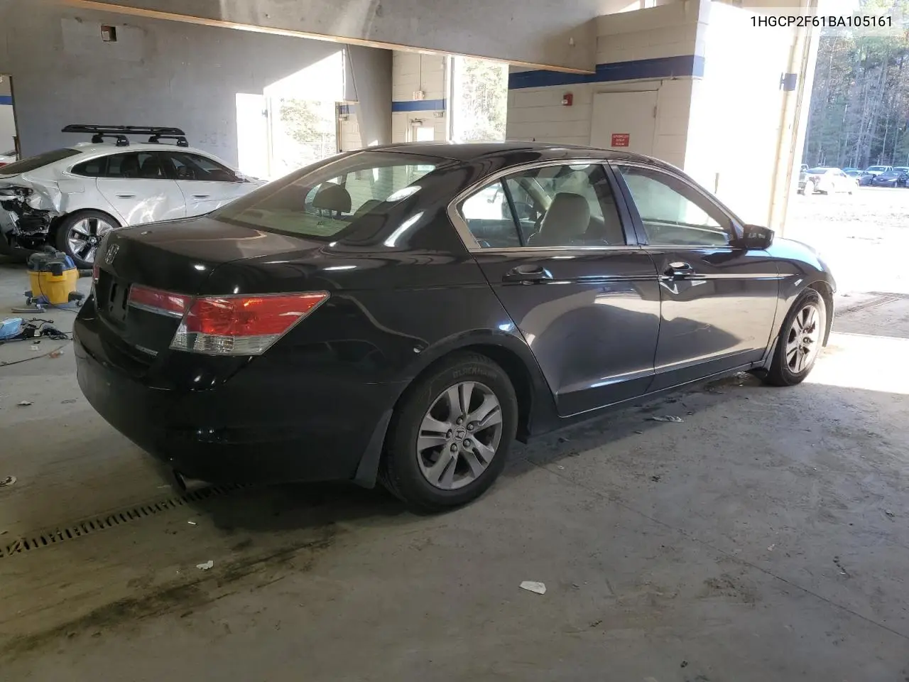 1HGCP2F61BA105161 2011 Honda Accord Se