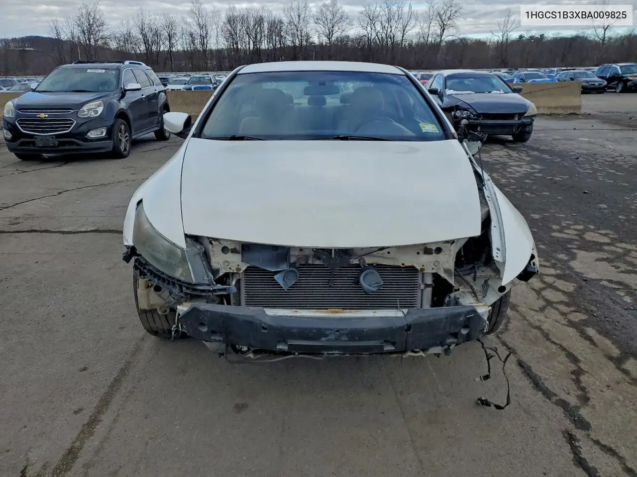 1HGCS1B3XBA009825 2011 Honda Accord Lx-S