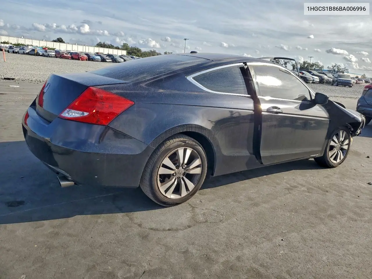 1HGCS1B86BA006996 2011 Honda Accord Exl