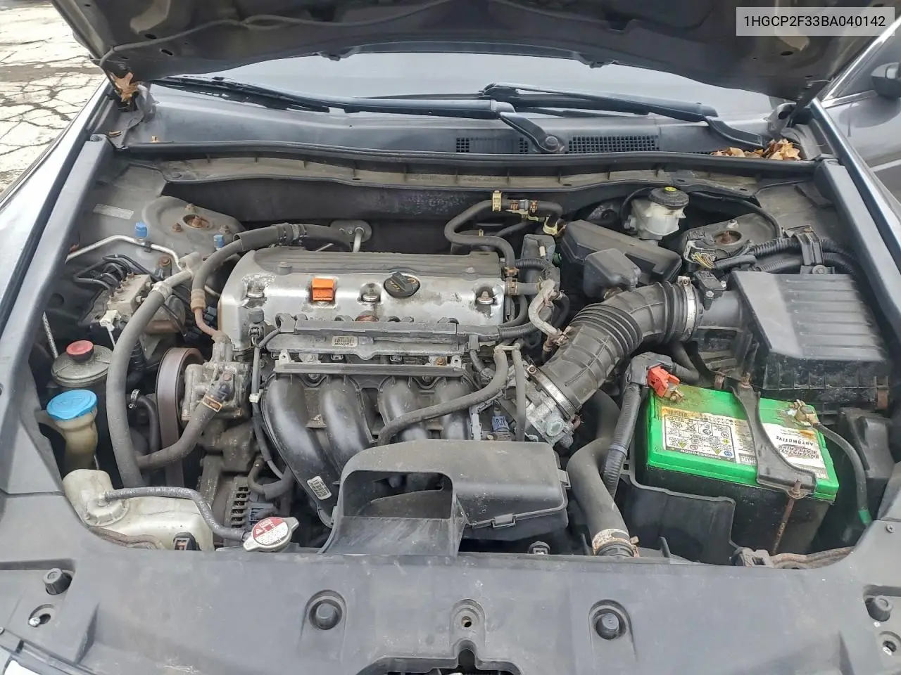1HGCP2F33BA040142 2011 Honda Accord Lx