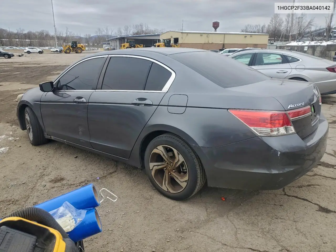1HGCP2F33BA040142 2011 Honda Accord Lx
