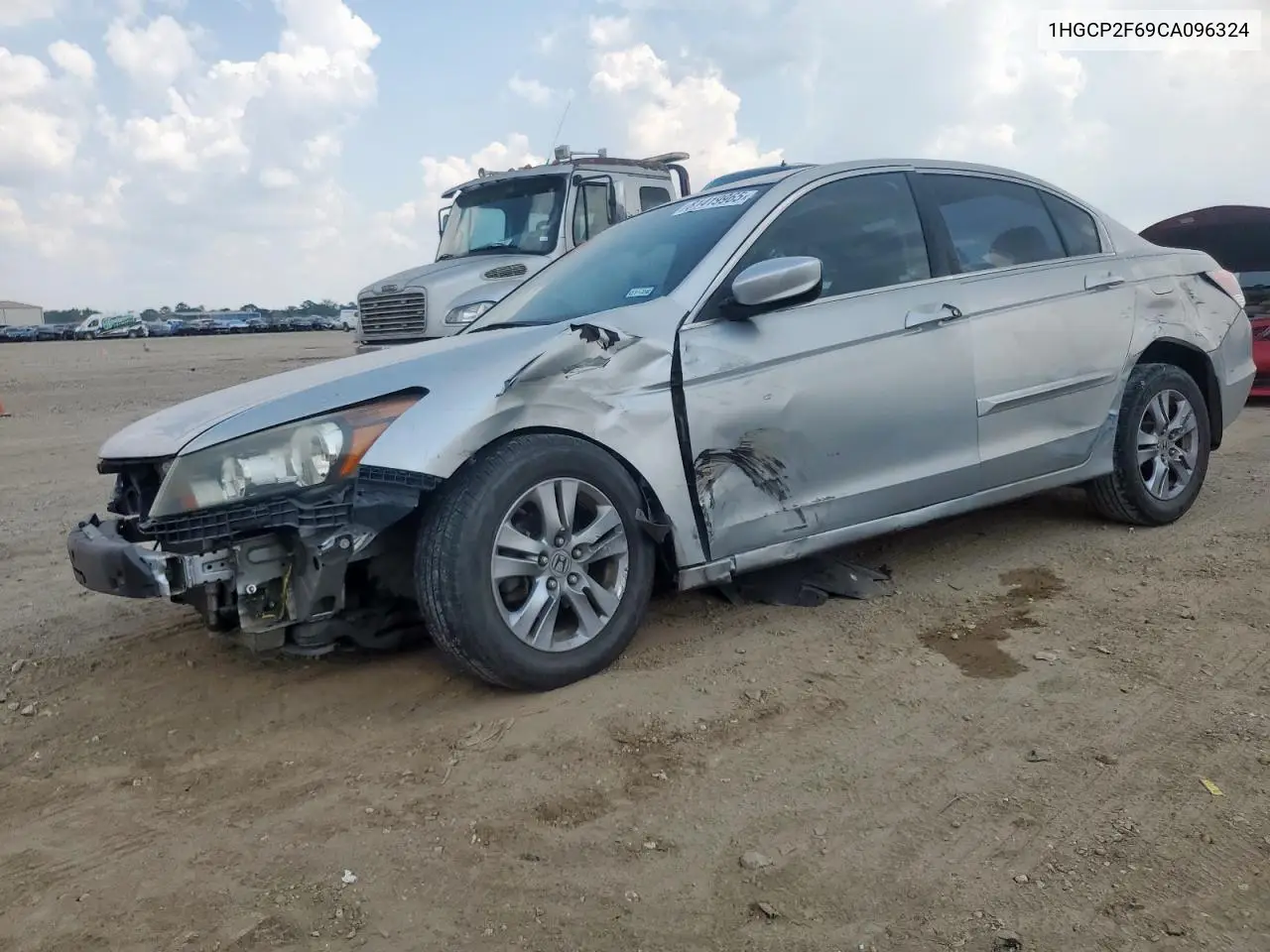 1HGCP2F69CA096324 2012 Honda Accord Se