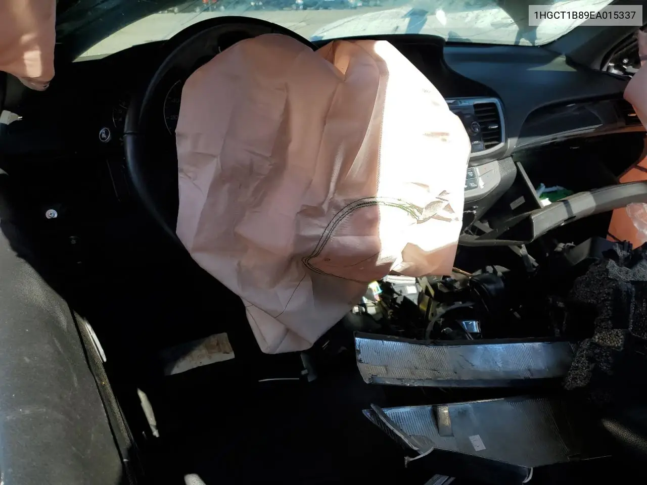 1HGCT1B89EA015337 2014 Honda Accord Exl