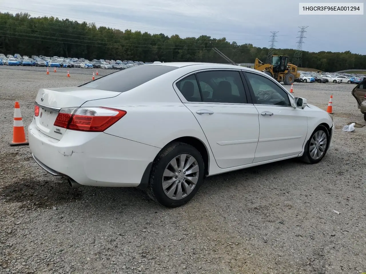 1HGCR3F96EA001294 2014 Honda Accord Touring