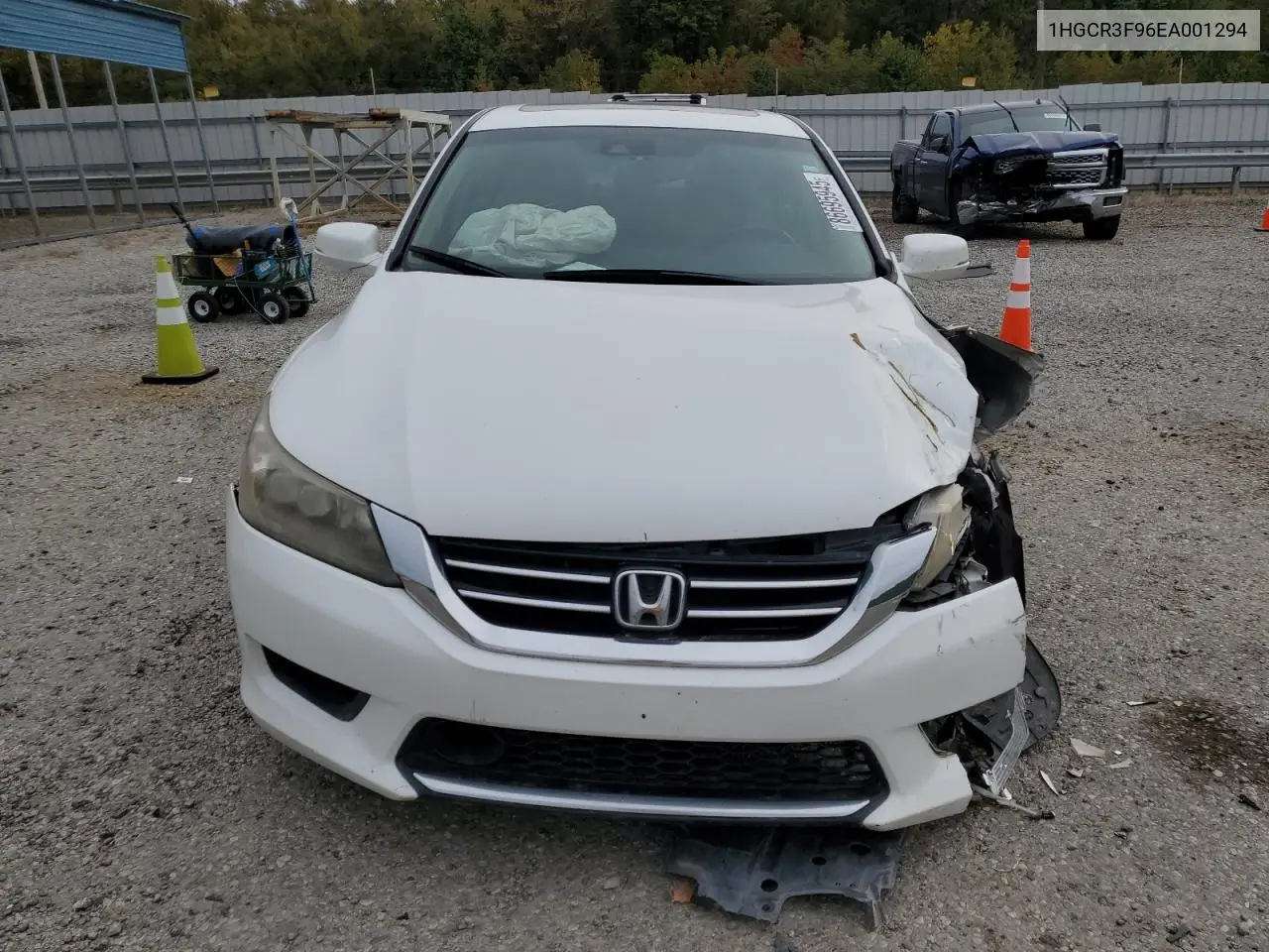 1HGCR3F96EA001294 2014 Honda Accord Touring
