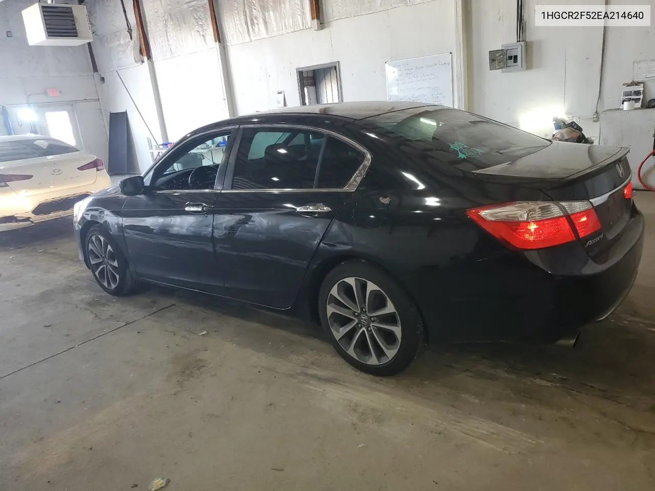 1HGCR2F52EA214640 2014 Honda Accord Sport