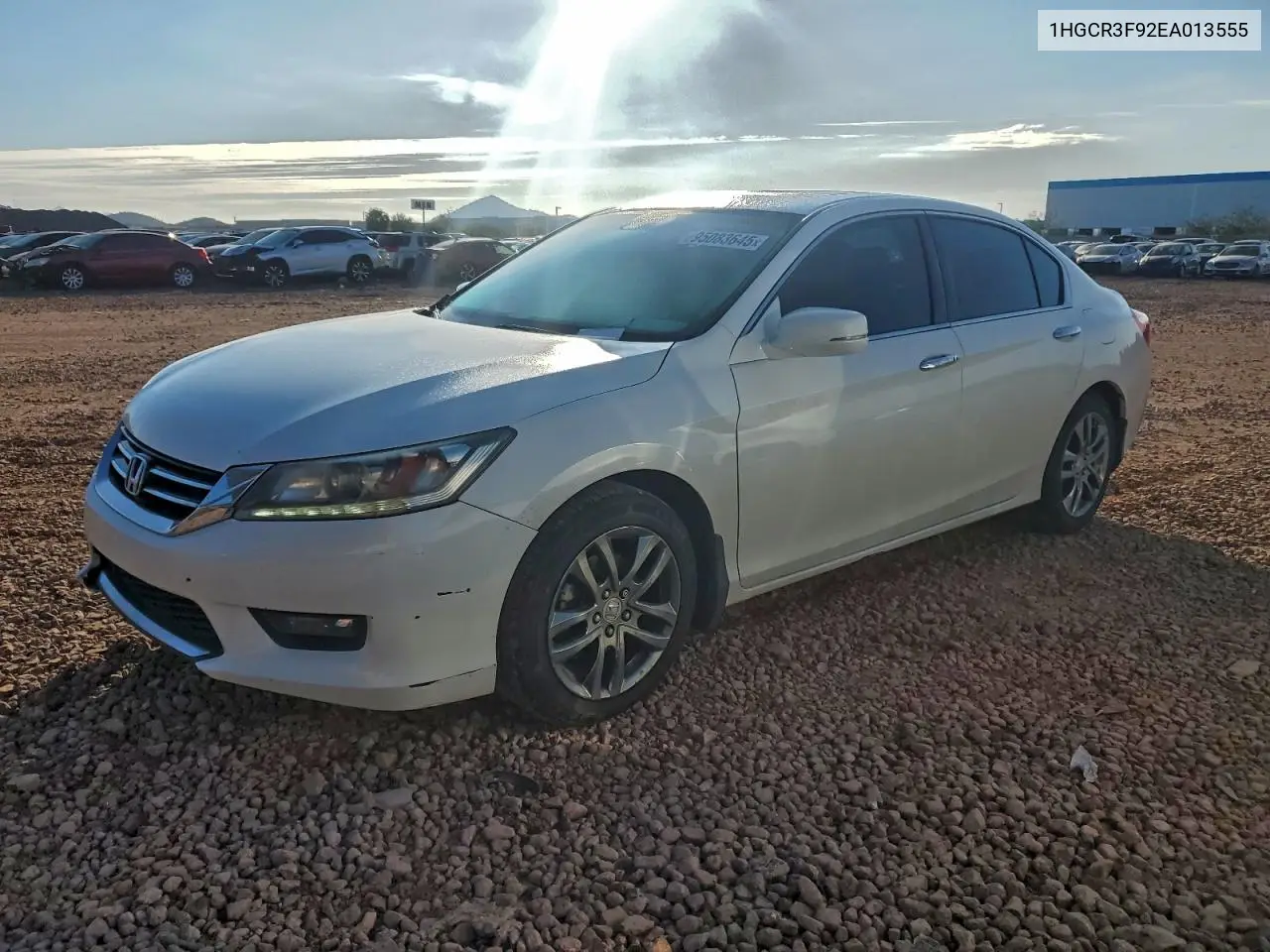 1HGCR3F92EA013555 2014 Honda Accord Touring