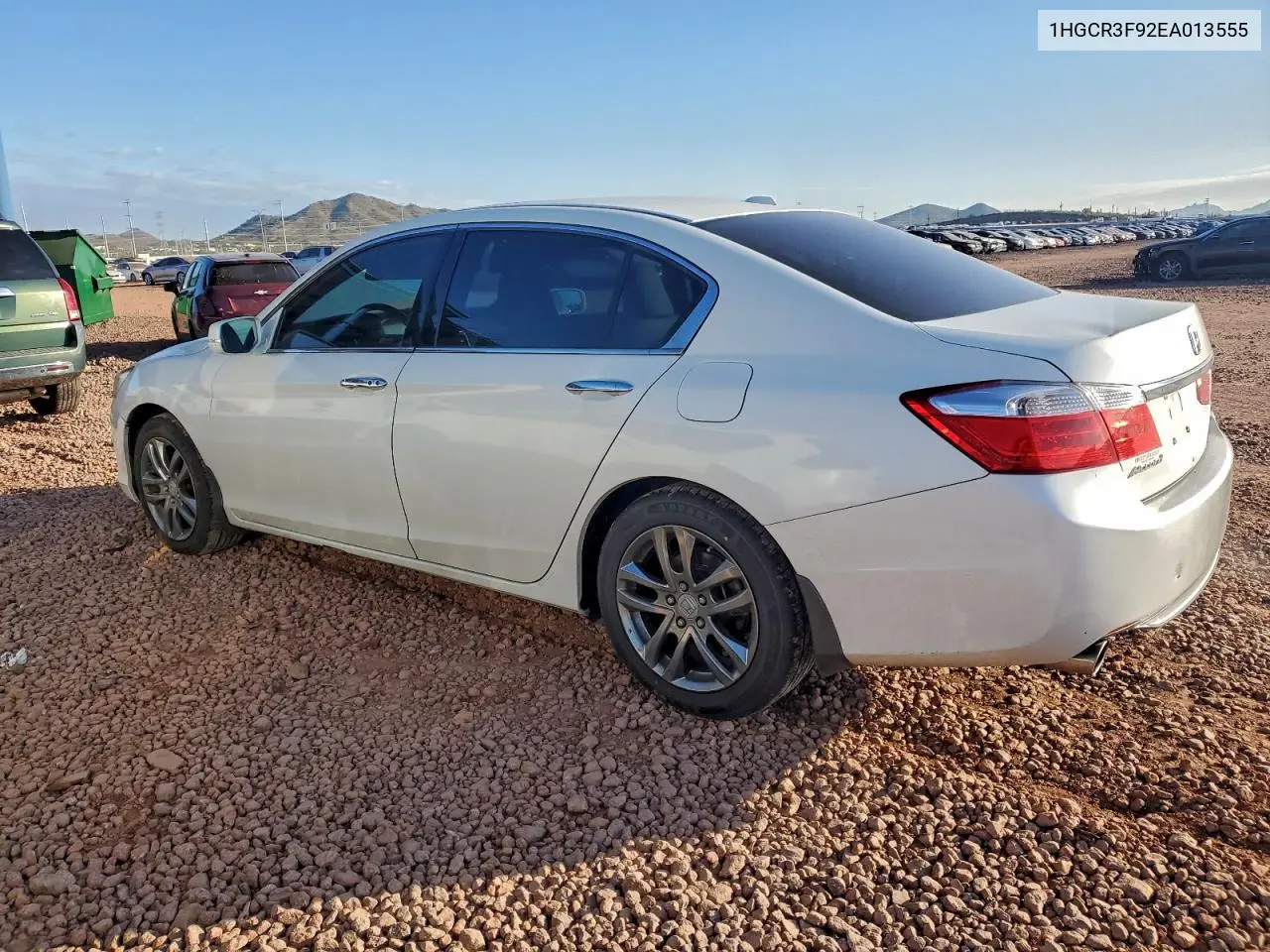 1HGCR3F92EA013555 2014 Honda Accord Touring