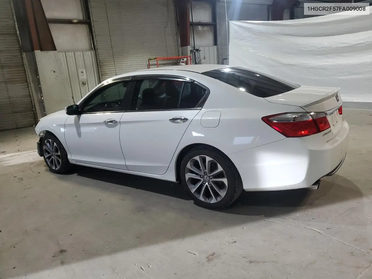 1HGCR2F57FA009008 2015 Honda Accord Sport
