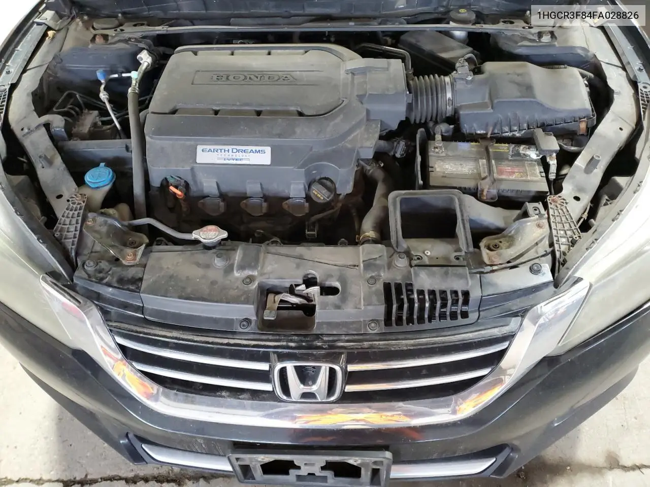 1HGCR3F84FA028826 2015 Honda Accord Exl