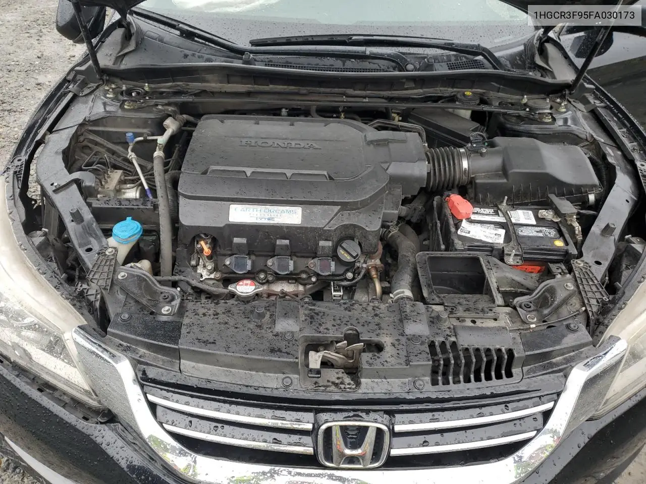 1HGCR3F95FA030173 2015 Honda Accord Touring