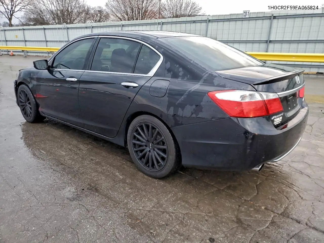 1HGCR2F59FA065824 2015 Honda Accord Sport